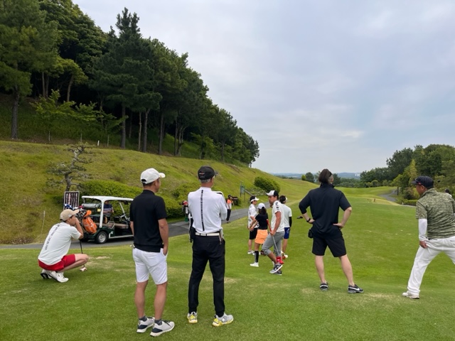 {"id":"56","name":"","nickname":"","food":"","holiday":"","treasure":"","song":"","looklike":"","dream":"","chance":"","course":"","golfer":"タイガーウッズ","golfclub":"４UT","goal":"","message":"","sns":"","maker":"ミズノ","pictFileName":"56.jpeg","create_dt":"2023-07-13 11:28:08","update_dt":"2023-07-13 11:30:31"}